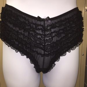 NWOT Black lace panties
